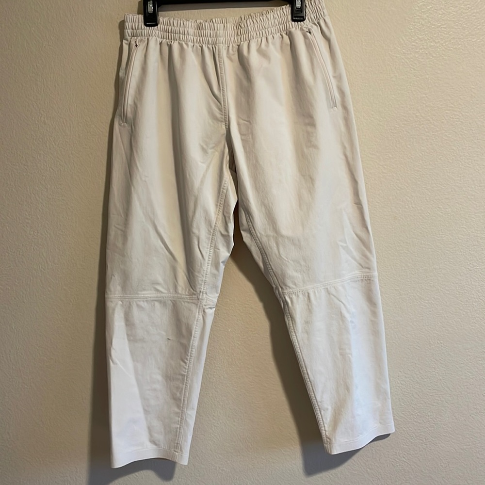 OUTDOOR VOICES Women's Rectrek Crop Elastic Waist Pants Large